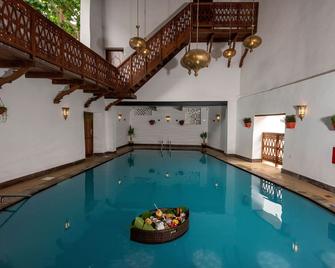 贝特艾萨拉姆酒店 - 桑给巴尔 - 游泳池