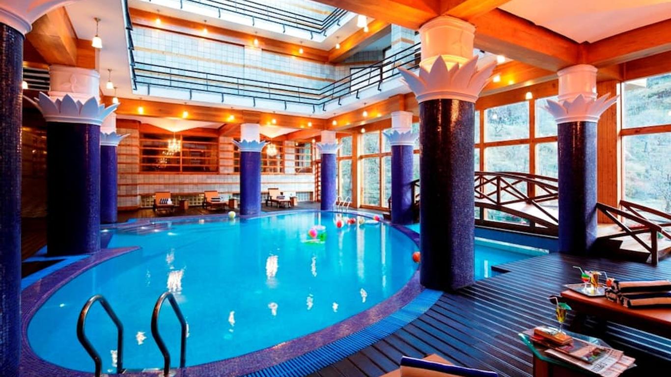 马洛拉雅水疗度假酒店