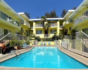 魔法城堡酒店 - 洛杉矶 - 游泳池